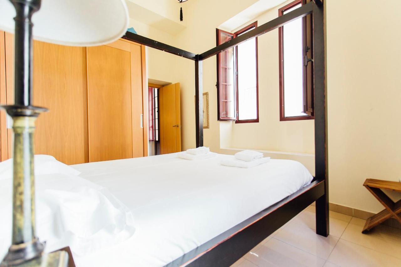 Bright And Central- 2Bd 1Bth- Malhara Seville Luaran gambar