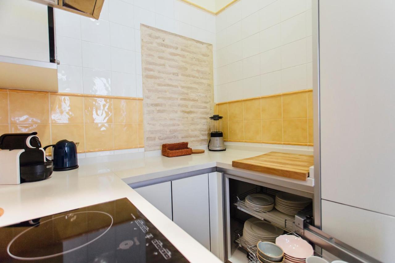Bright And Central- 2Bd 1Bth- Malhara Seville Luaran gambar