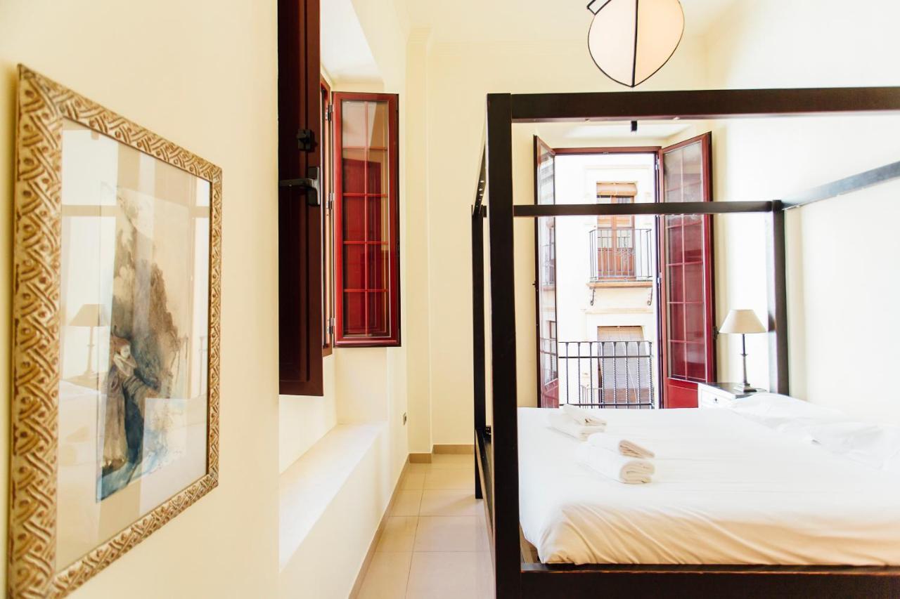 Bright And Central- 2Bd 1Bth- Malhara Seville Luaran gambar