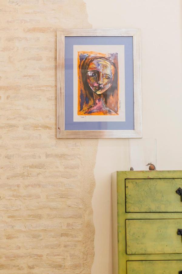 Bright And Central- 2Bd 1Bth- Malhara Seville Luaran gambar